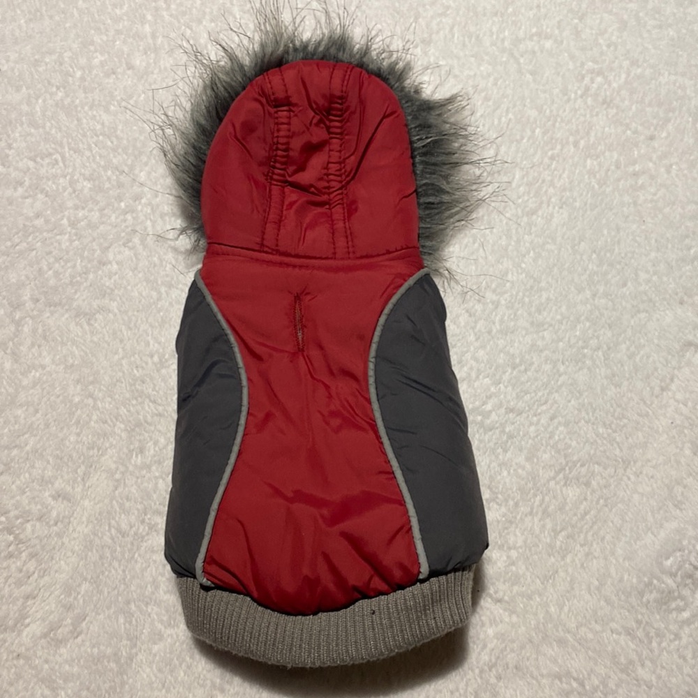 HOST PICK FFD Designs Red and Grey winter dog coat with Fur trim xsmall